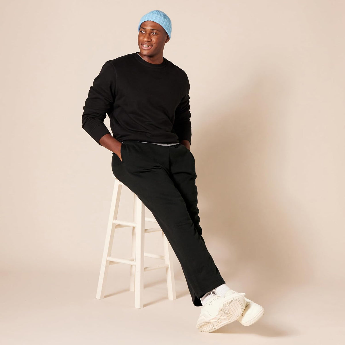 Amazon Essentials Men's Fleece Open Bottom Sweatpant (Available in Big & Tall)